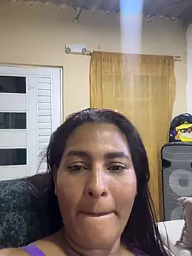 banditgirl86 online show from April 17, 4:15 am