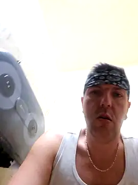 Snapshot of ZackChambersxxx chatting on November 27, 11:40 pm ZackChambersxxx online show from November 27, 11:40 pm