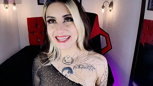 aliceinflames online show from June 2, 10:12 pm