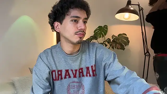 Noah and Steven online show from April 29, 3:49 pm