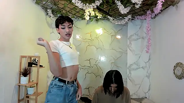 DAHNE HOT  online show from May 19, 12:33 pm