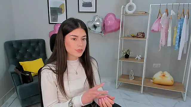 Irine Genned online show from April 25, 11:24 am