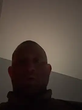 Halfoftwelve69 online show from April 21, 2:51 am