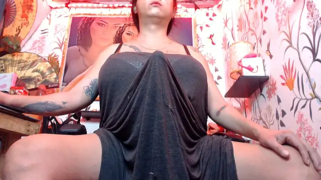 Snapshot of 12inALWAYSHARDCUM chatting on September 15, 11:38 pm 12inALWAYSHARDCUM online show from September 15, 11:38 pm