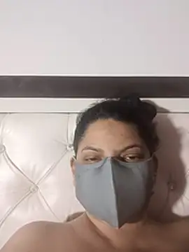 yourslutty65 online show from April 24, 7:33 am