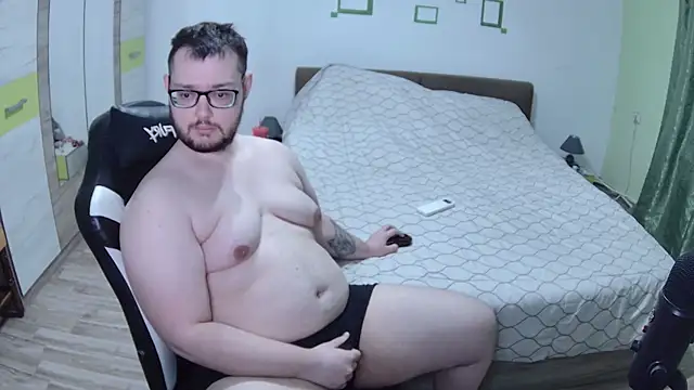 David chubby69 online show from April 25, 8:28 pm