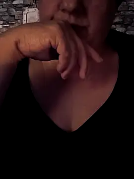 KICIA10 online show from April 25, 8:28 pm