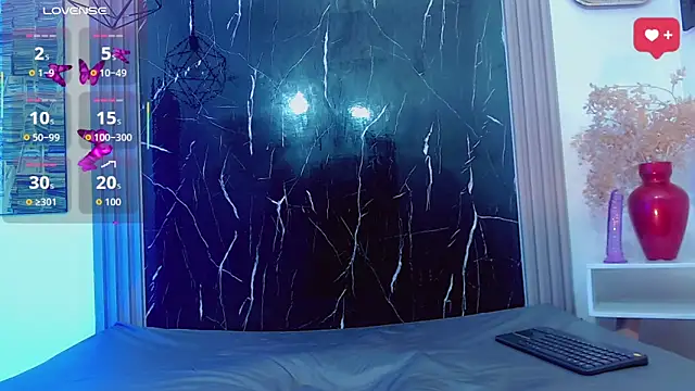  emma miller online show from April 29, 5:30 pm