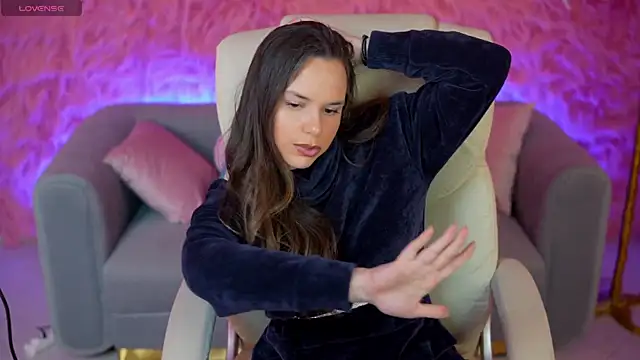 ArinaVoicee online show from April 30, 12:55 pm