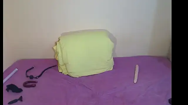 crazytranny online show from March 21, 9:12 pm