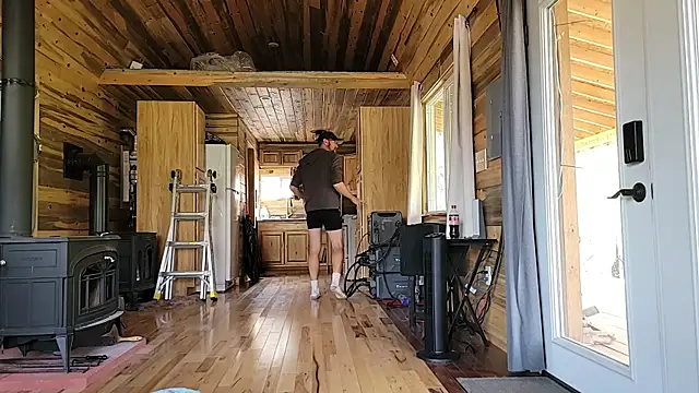 NakedCabinLife online show from April 24, 9:28 pm