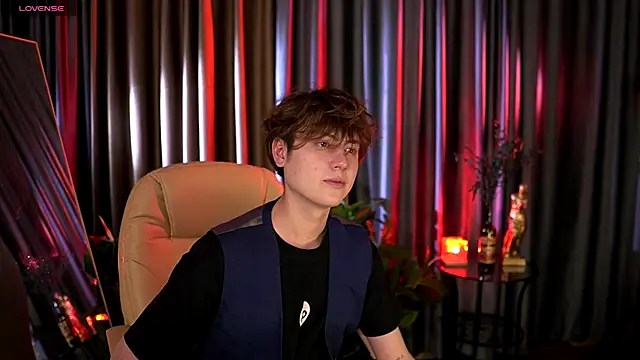 Mark Ian  online show from May 3, 1:39 pm