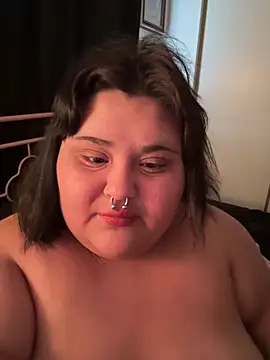 Snapshot of tattooedslut666 chatting on June 8, 1:55 pm tattooedslut666 online show from June 8, 1:55 pm