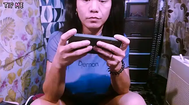 TSjuicyhotdrops online show from January 15, 10:49 am