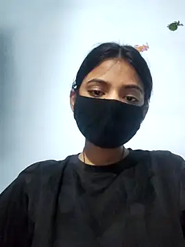 Aaliya-- online show from April 30, 6:25 pm