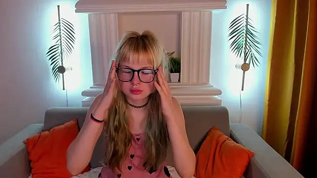 Ammelia Backerr online show from April 30, 1:12 am