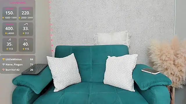 Snapshot of paolarey chatting on January 31, 10:42 pm paolarey online show from January 31, 10:42 pm