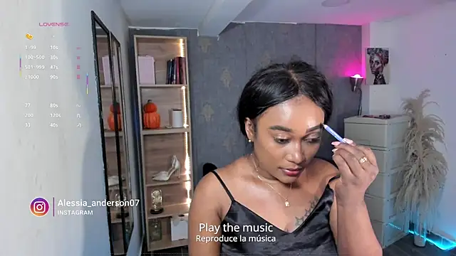 Snapshot of alessia_anderson chatting on November 1, 10:01 pm alessia anderson online show from November 1, 10:01 pm