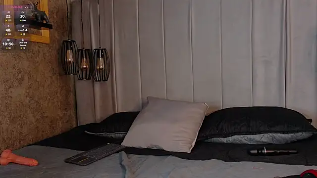 Alana luxyra online show from April 29, 5:30 pm