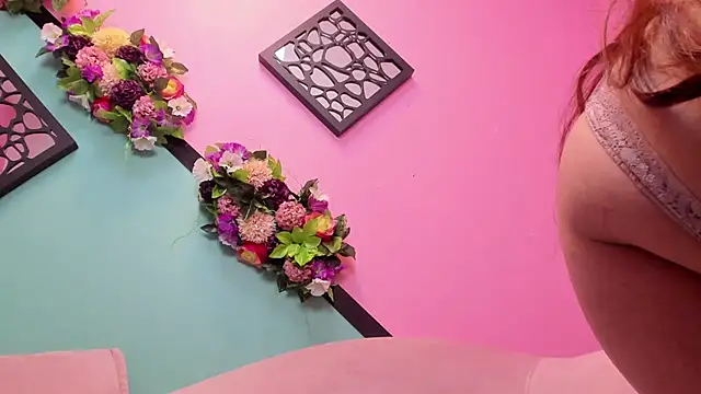 RoxanneDiaz online show from April 30, 8:04 pm