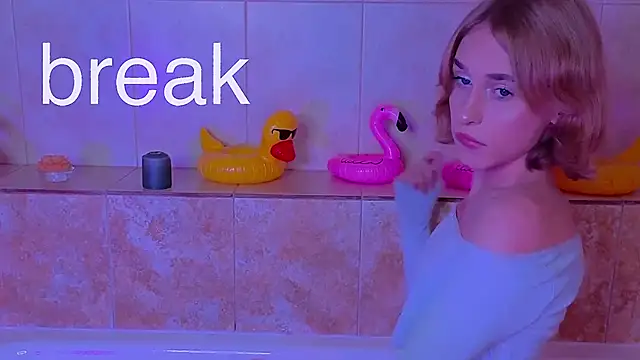 Miss Amy00 online show from April 29, 5:30 pm