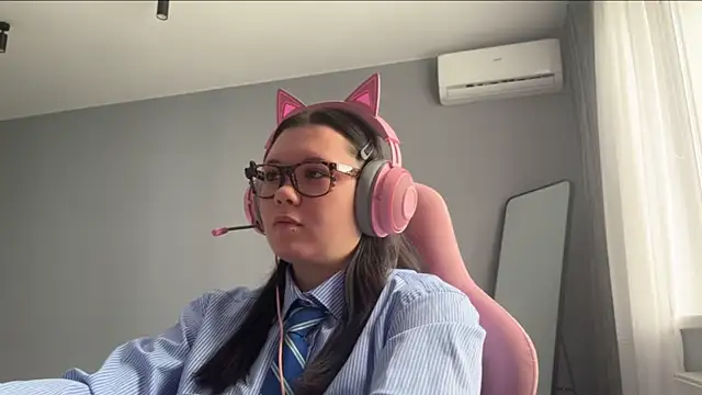 BPDkitty online show from April 30, 1:17 pm