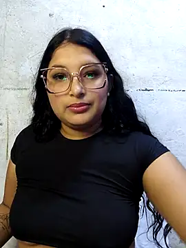 Maddy k online show from May 3, 11:49 am