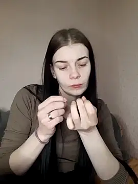 LunaAdika777 online show from May 2, 1:49 pm