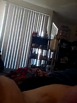 nerdyginger3036 online show from May 30, 1:14 am