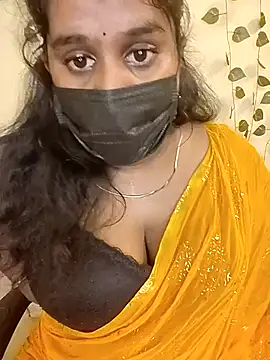 Snapshot of Sravani_cutee_ chatting on June 4, 9:04 am Sravani cutee online show from June 4, 9:04 am