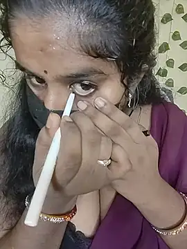 Snapshot of Sravani_cutee_ chatting on June 7, 10:19 am Sravani cutee online show from June 7, 10:19 am