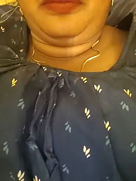 Snapshot of Sravani_cutee_ chatting on June 7, 10:24 pm Sravani cutee online show from June 7, 10:24 pm