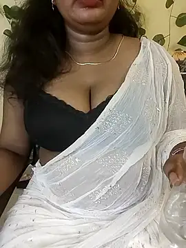 Snapshot of Sravani_cutee_ chatting on June 8, 8:09 pm Sravani cutee online show from June 8, 8:09 pm
