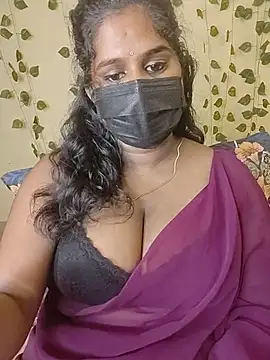 Snapshot of Sravani_cutee_ chatting on June 20, 1:52 am Sravani cutee online show from June 20, 1:52 am