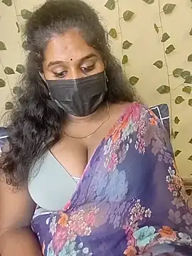 Snapshot of Sravani_cutee_ chatting on June 21, 1:35 pm Sravani cutee online show from June 21, 1:35 pm