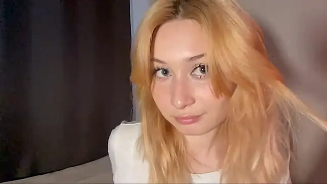 BlissfulDreams online show from May 3, 2:23 pm