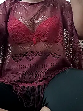 Lovely 08 online show from May 3, 9:04 am