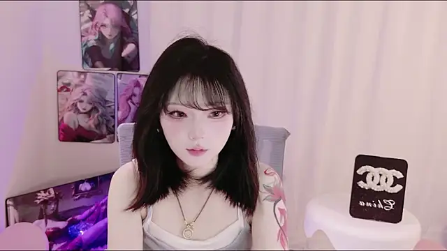 ShiQi-001 online show from May 3, 1:50 pm