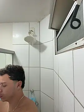 joaogamaaa online show from May 5, 6:21 am