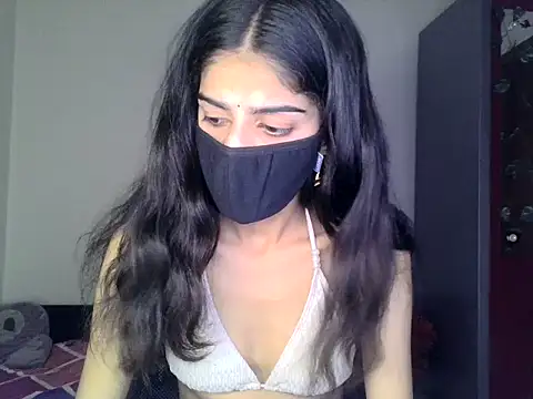 SASSY  BABY  online show from May 6, 6:52 am