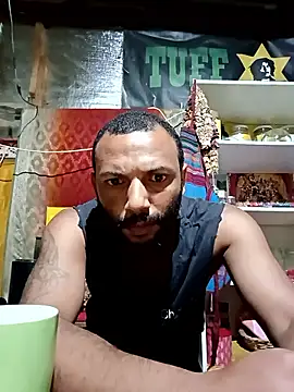 Snapshot of Camodick chatting on November 23, 10:09 pm Camodick online show from November 23, 10:09 pm