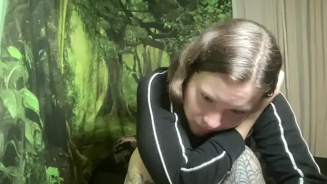 mo0ngoddess online show from October 28, 3:21 am