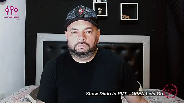 Snapshot of perverseveteranmanxxx chatting on March 14, 11:53 pm perverseveteranmanxxx online show from March 14, 11:53 pm