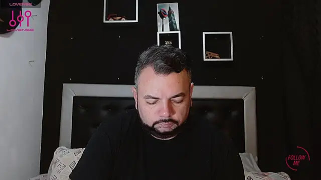 Snapshot of perverseveteranmanxxx chatting on March 20, 1:26 pm perverseveteranmanxxx online show from March 20, 1:26 pm