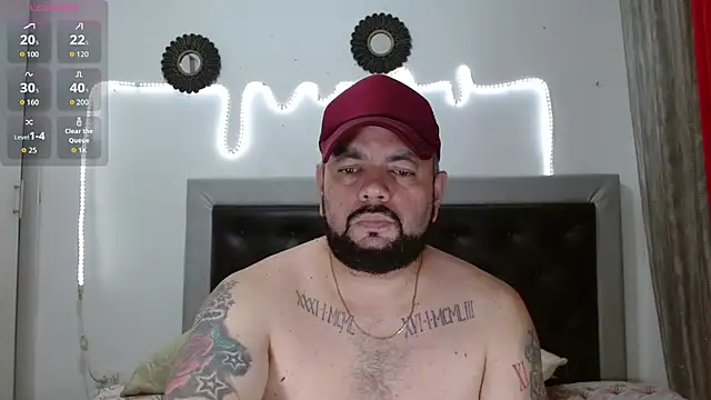 Snapshot of perverseveteranmanxxx chatting on November 15, 5:38 am perverseveteranmanxxx online show from November 15, 5:38 am