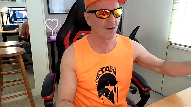 Snapshot of hotdadbod chatting on February 12, 9:43 pm hotdadbod online show from February 12, 9:43 pm