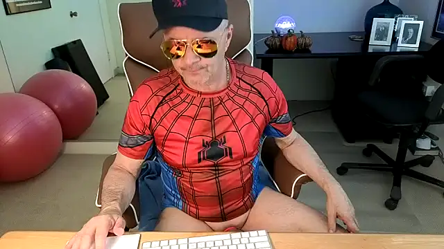 Snapshot of hotdadbod chatting on November 16, 9:42 pm hotdadbod online show from November 16, 9:42 pm