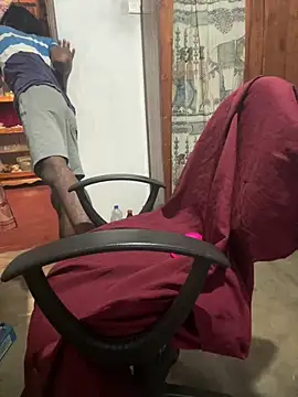 Snapshot of Inuchethi chatting on February 26, 1:00 am Inuchethi online show from February 26, 1:00 am