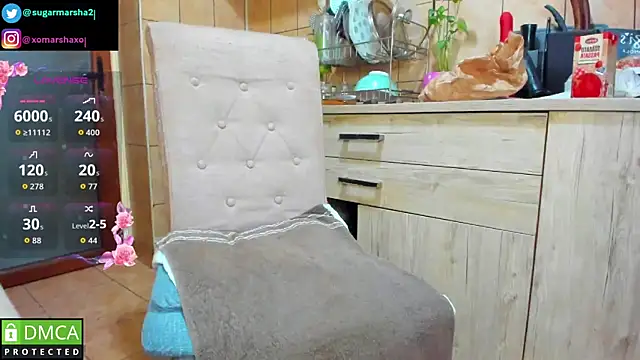 Snapshot of xmarshax chatting on November 26, 6:20 pm xmarshax online show from November 26, 6:20 pm