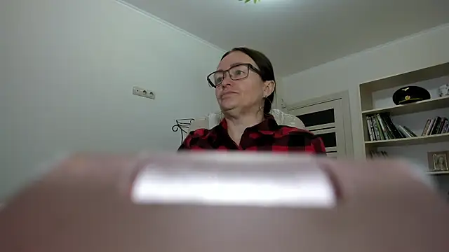 Vika73 online show from November 8, 7:08 am